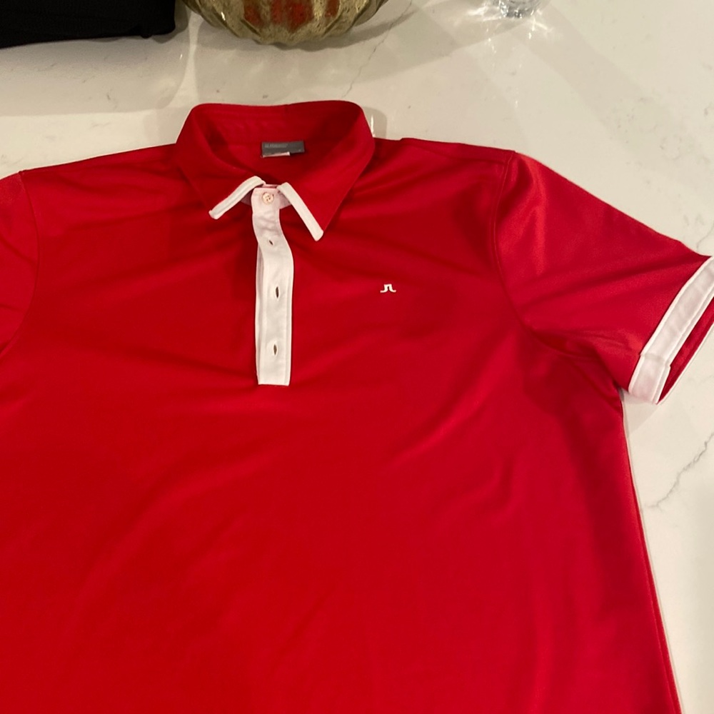 J.Lindeberg red/white button down